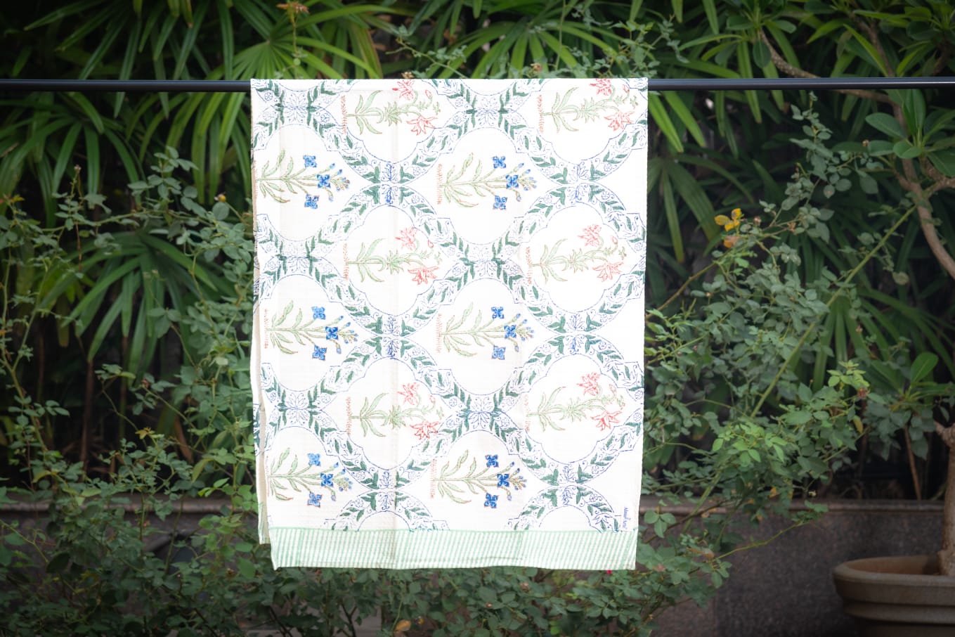 Forest Jaal Body Towel