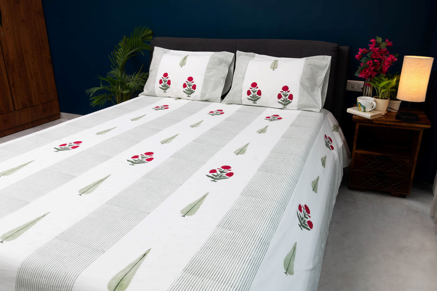 Tranquil Greens Floral Bedsheet
