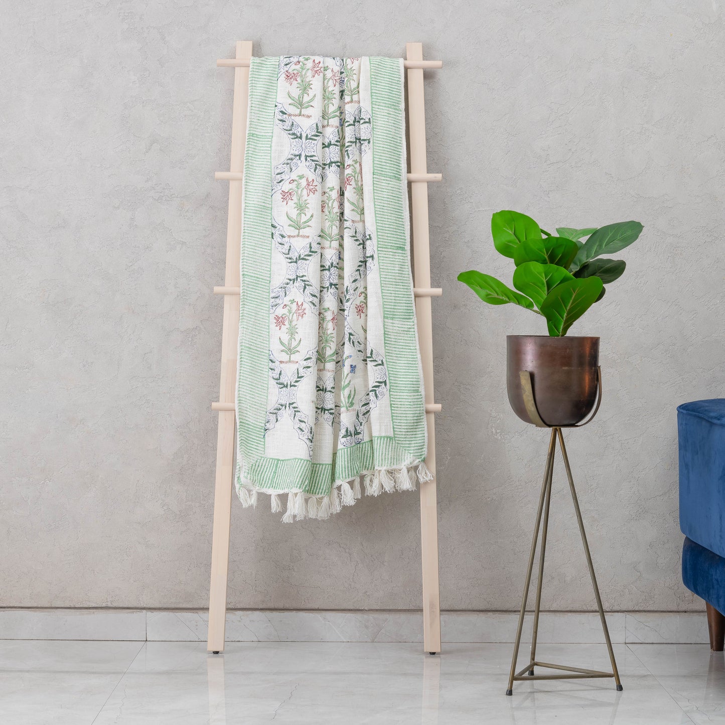 Leafy Oasis Sofa Throws