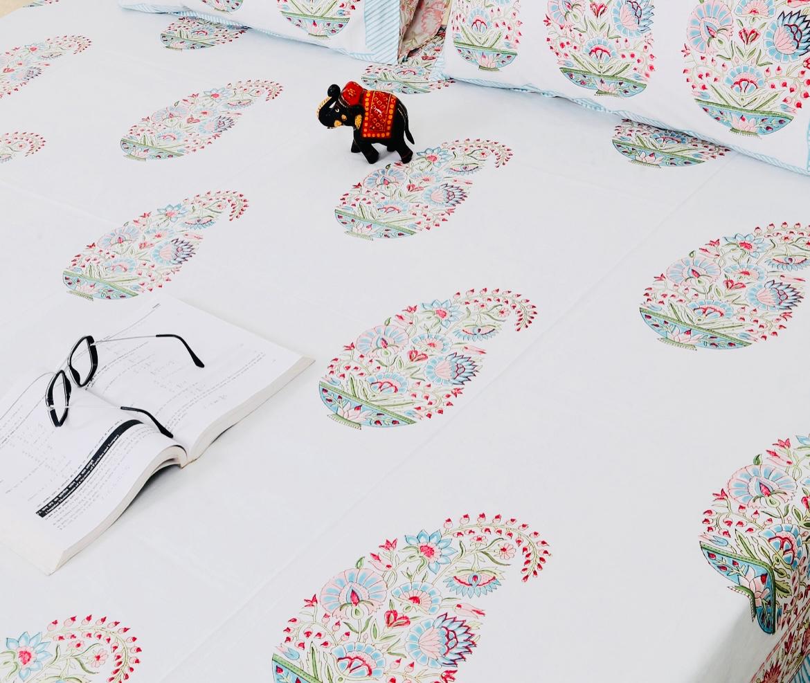 Multicolor buta bedsheet