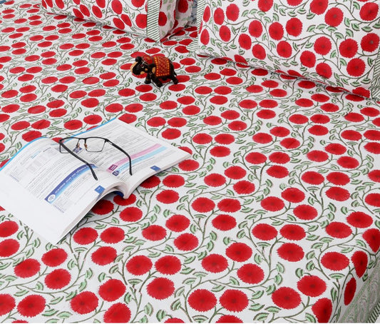 Red forest bedsheet