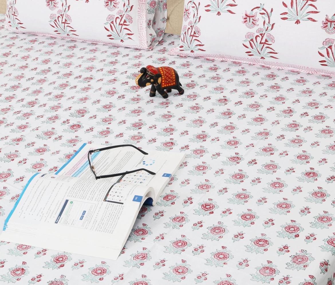 Pink garden bedsheet